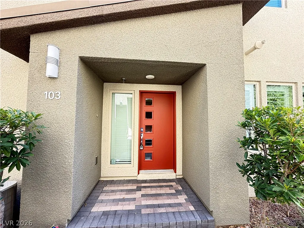 3 bed, 2.5 bath, 1851 sqft, $2,920 — Photo 2