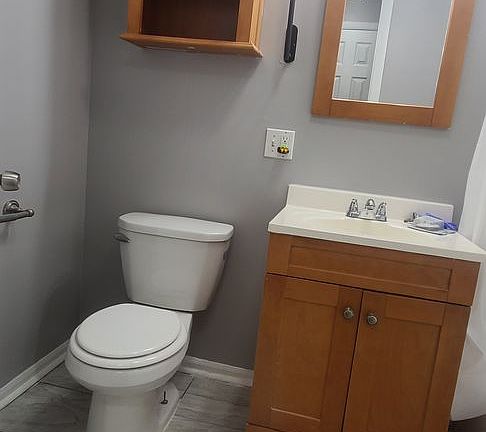 5th image of 5034.5 W Washington Blvd #306