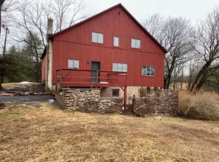 216 Headquarters Rd, Erwinna, PA 18920