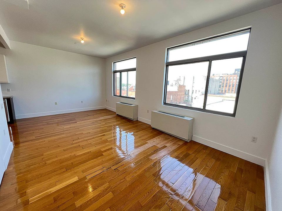 1st image of 836 Bergen St #D6