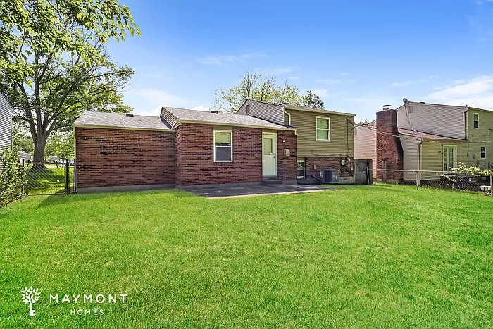 9381 Loralinda Dr — Photo 14
