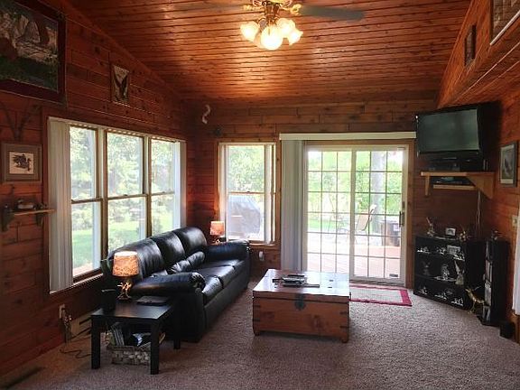 4th image of 2505 Colony Dr