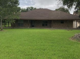 12706 Rollins Rd, Winnie, TX 77665