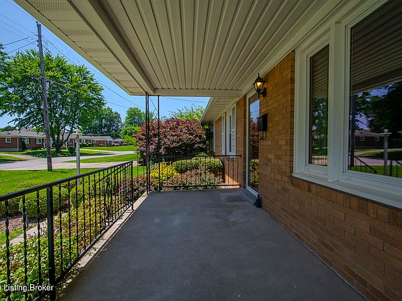 3rd image of 5506 Sterling Dr