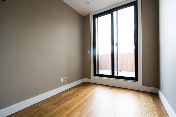 Rented by TheRealEstateCompany.com LLC | media 33