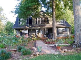 2710 Scurry Island Rd, Chappells, SC 29037