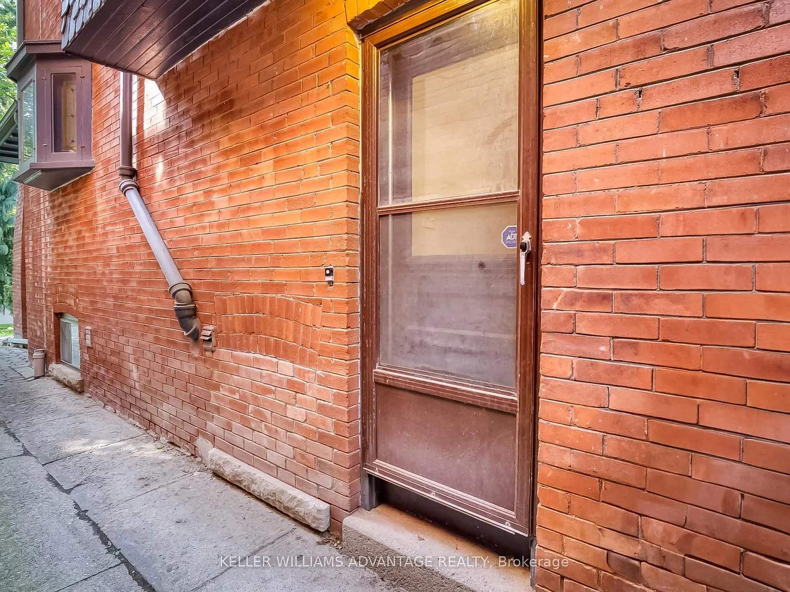 2 bed, $2,200 — Photo 3