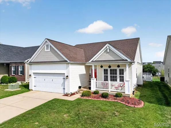 2031 Preston Woods Pkwy, Lake Saint Louis, MO 63367