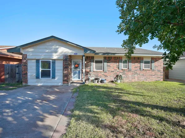 2414 Highland Ave, Woodward, OK 73801
