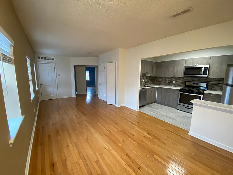 1800 E Passyunk Ave #3F — Photo 2