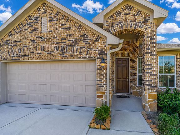 2nd image of 6531 Hidden Dunes Dr
