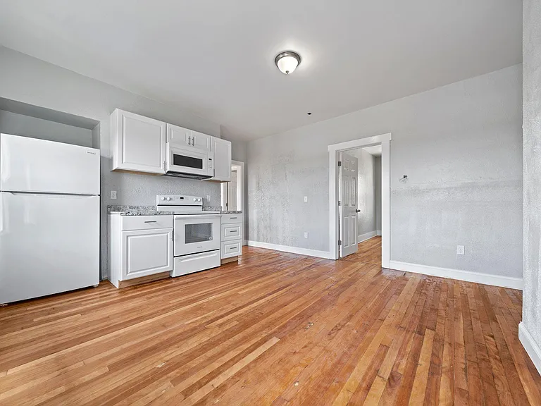 12 Shamrock St #2 — Photo 7