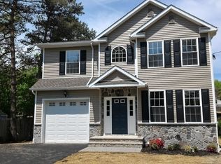 185 Hiawatha Blvd, Lake Hiawatha, NJ 07034