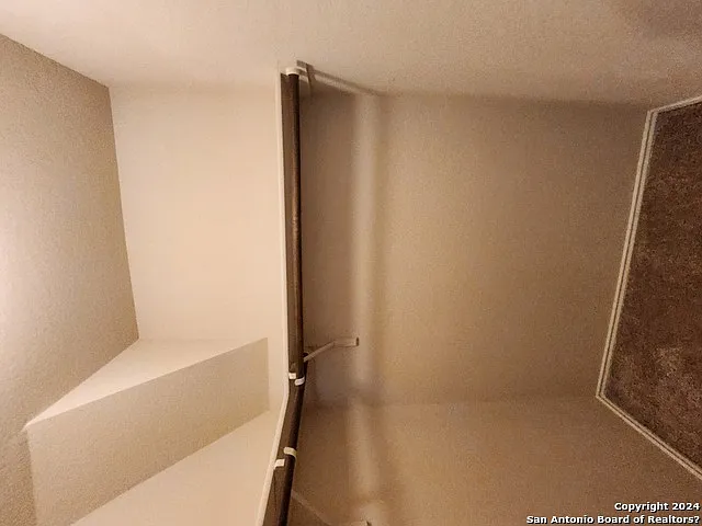 1517 Redbridge Dr — Photo 4