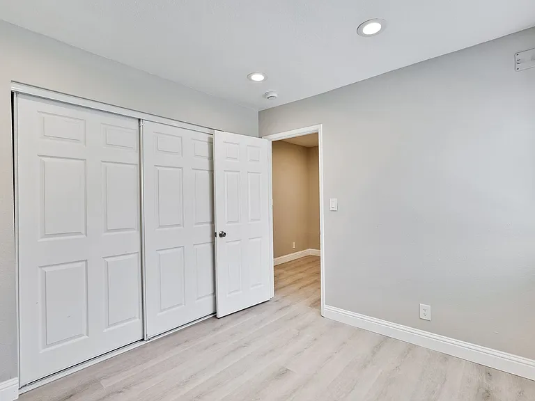 3000 Santa Maria Ave — Photo 7