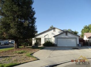 9710 Touchstone Dr, Bakersfield, CA
