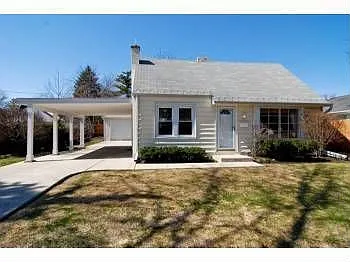 312 Spruce St photo 1