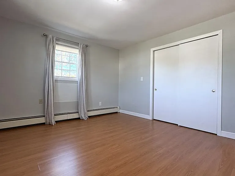 86 Beacon St #5 — Photo 11