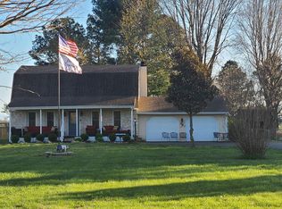 9885 State Route 405, Maceo, KY 42355