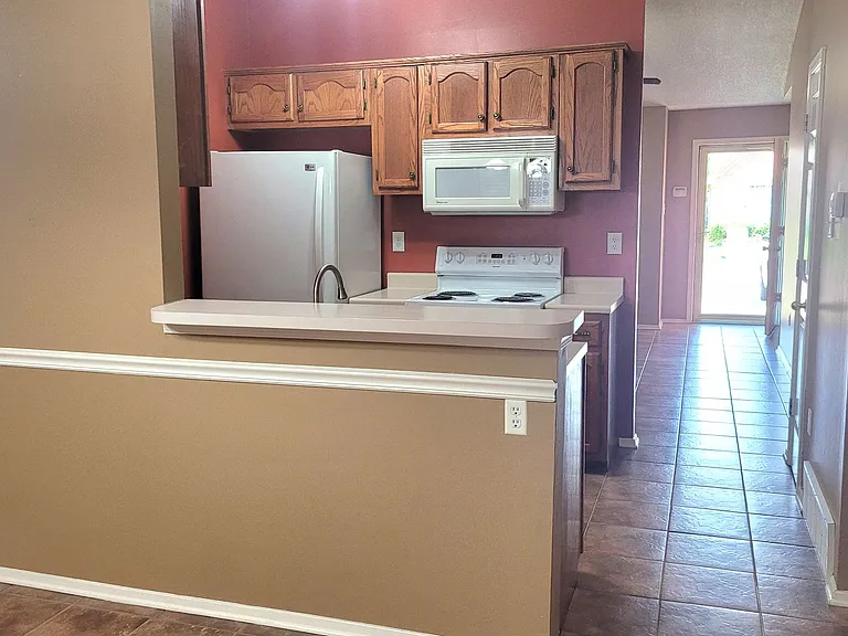7691 Lilly Ln — Photo 6