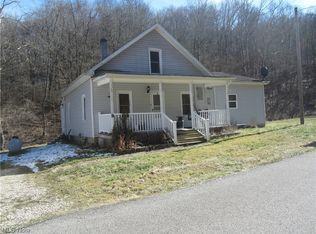 1042 Culver Run Rd, Waterford, OH 45786
