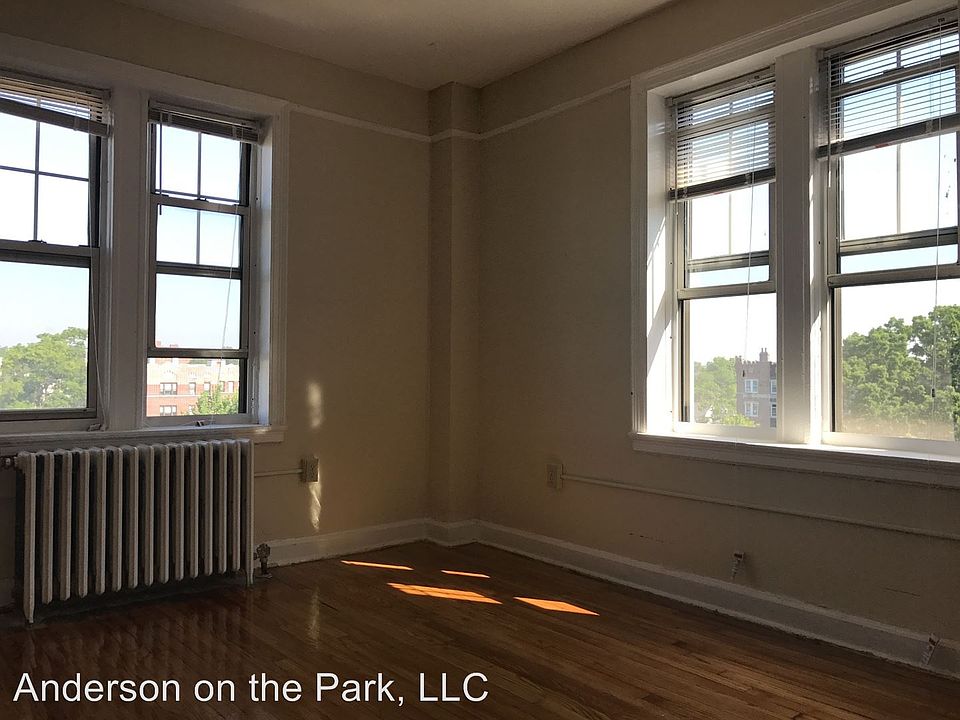 2nd image of 430 Union St APT 2B
