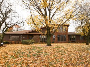 3025 London Dr, Olympia Fields, IL 60461