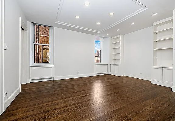 3rd image of 970 Park Ave #6N