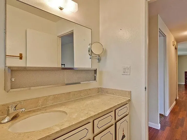 5951 Garces Ave — Photo 14