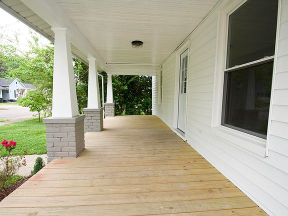 5th image of 2630 Copeland St
