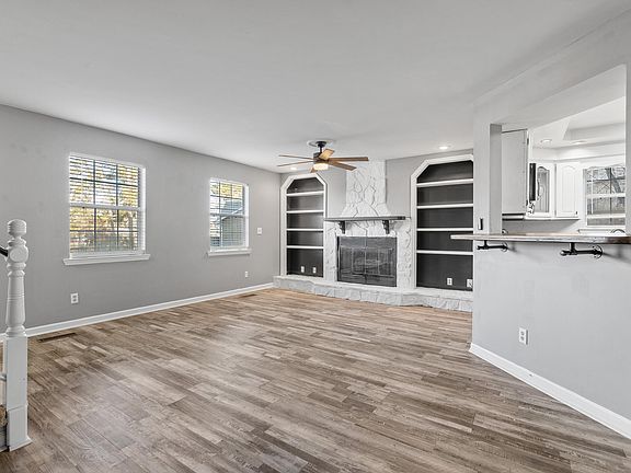 5th image of 14 Williams Dr