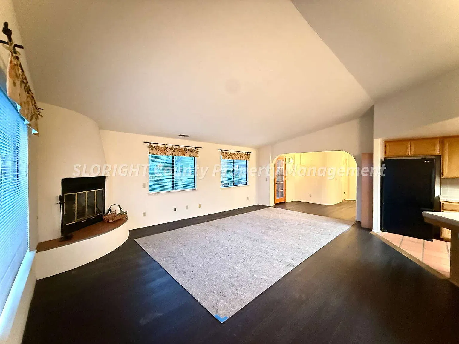 3 bed, 2.5 bath, 2246 sqft, $4,500 — Photo 3