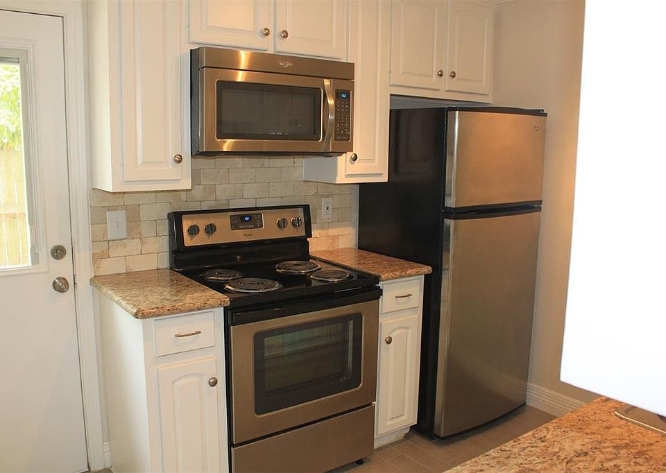 1st image of 9023 Gaylord Dr APT 97