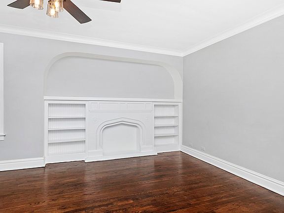 3rd image of 2328 W Argyle St #3