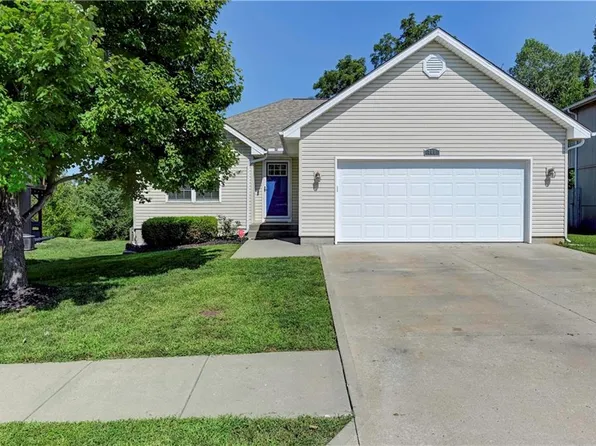 701 N Cloverdale Ave, Independence, MO 64056