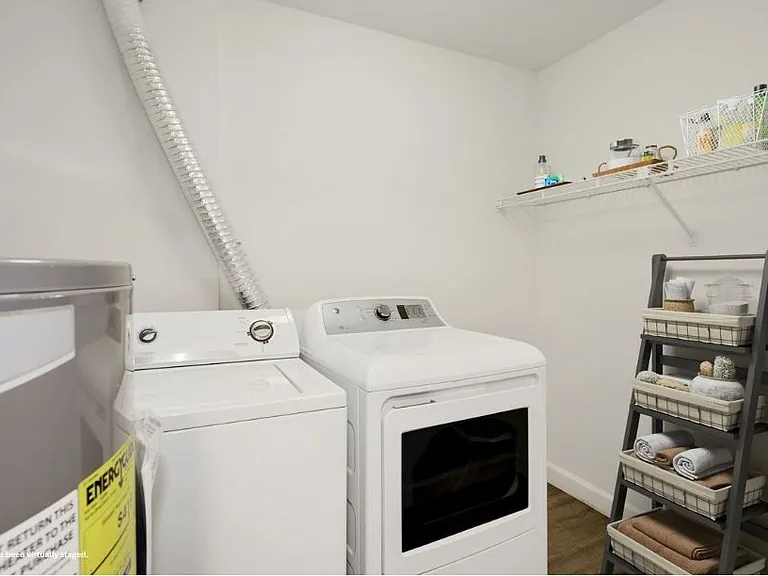 Annen Woods Apartments — Photo 17