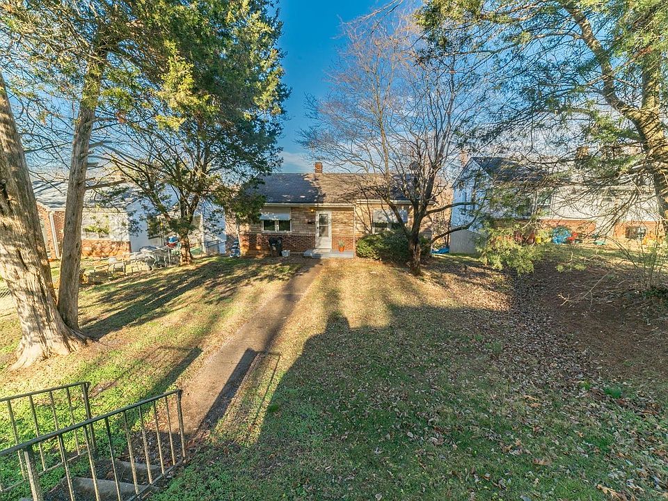 1st image of 804 Rockbridge Ave