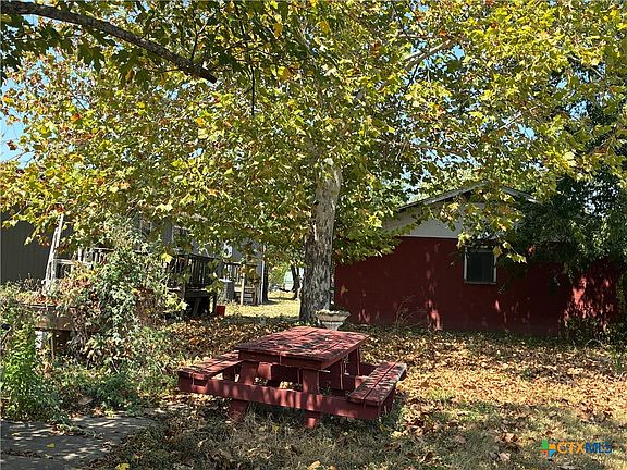 2nd image of 2740 Mulberry Dr