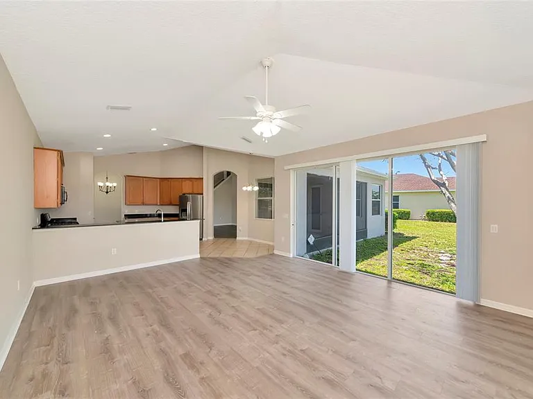 12079 Aster Ave — Photo 11