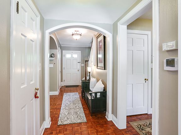 3rd image of 3814 Windover Dr