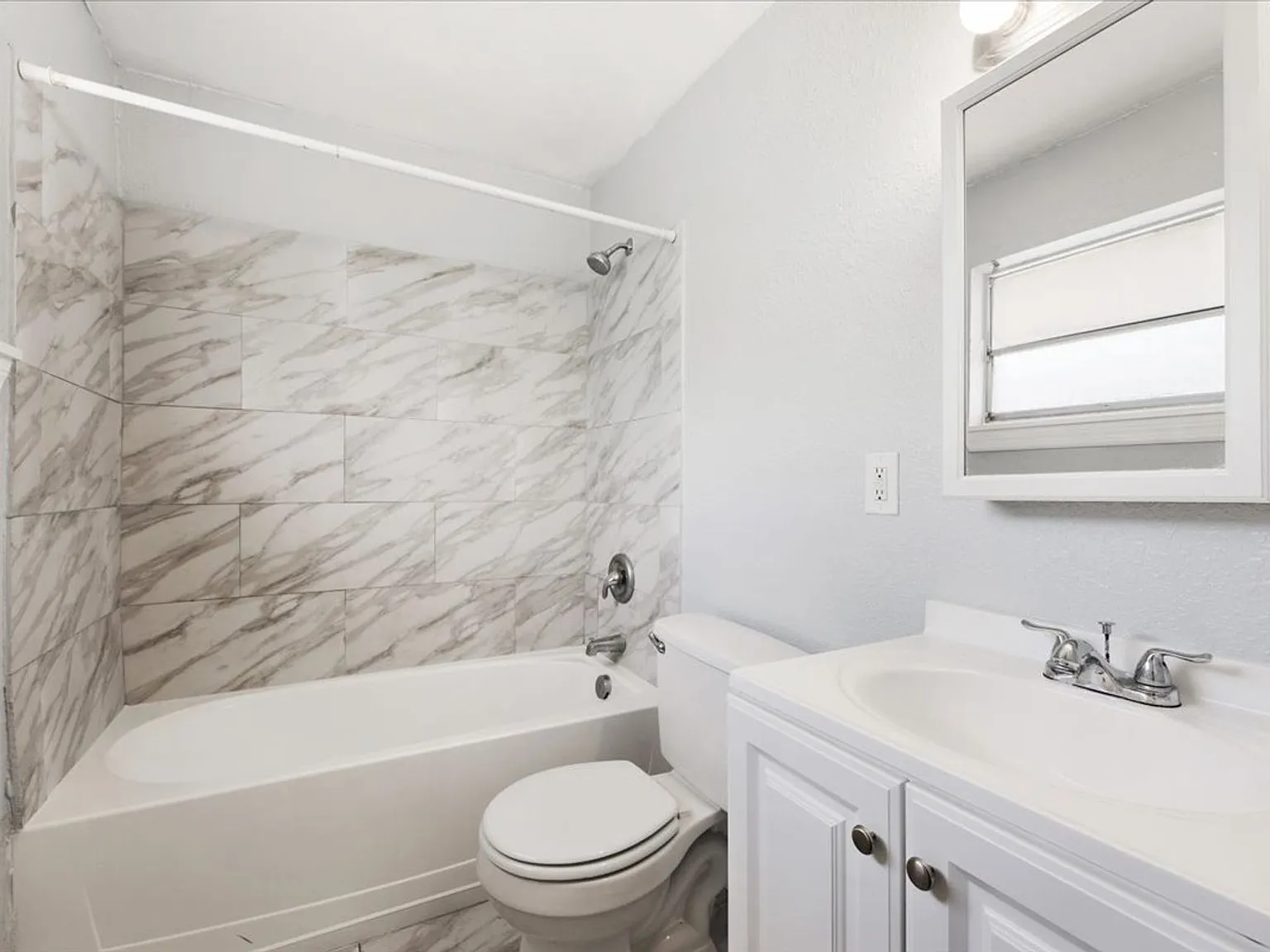 810 Sycamore Street — Photo 4