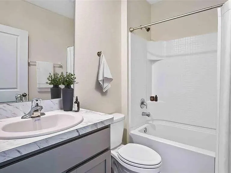 3710 Capri Coast Dr — Photo 11
