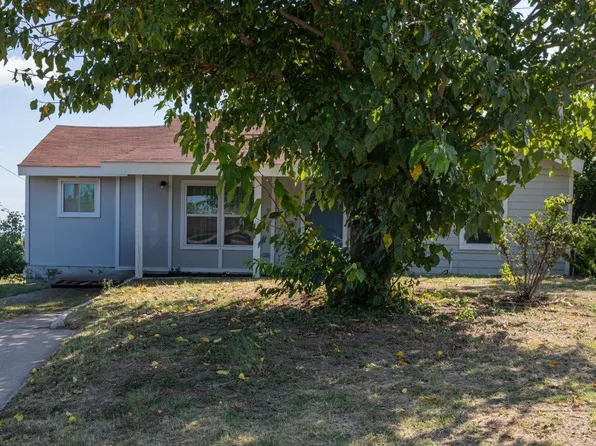 2722 NW 34th St, Fort Worth, TX 76106