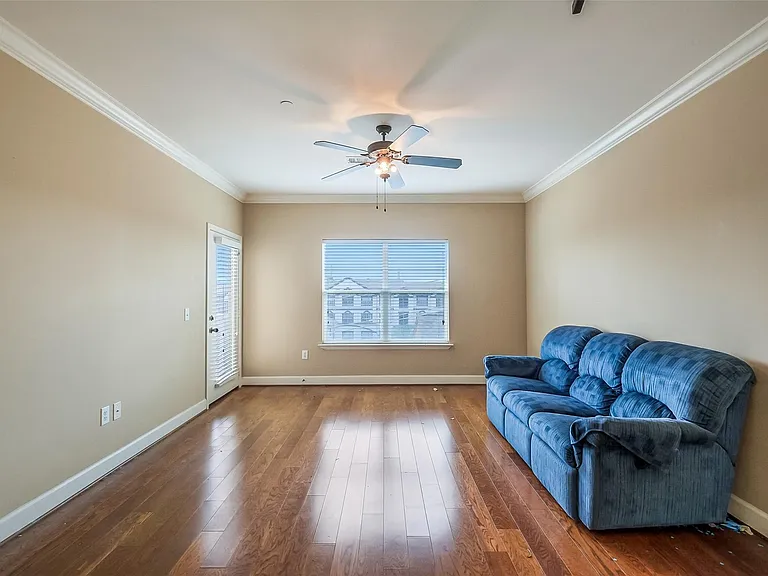 2203 Dorrington St #309 — Photo 10