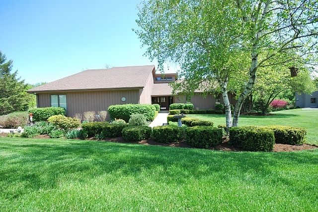 1st image of 5N859 Castle Dr