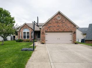 524 Glastonberry Ln, Mooresville, IN