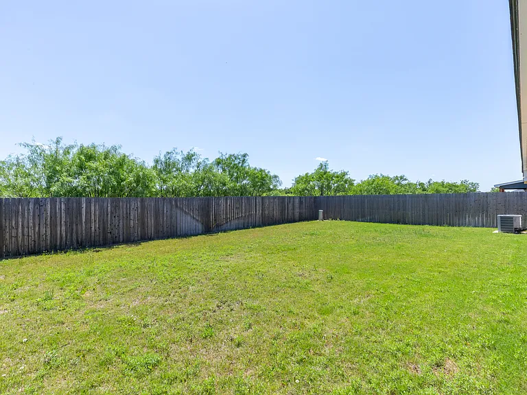 1709 Bandolero Rd — Photo 24