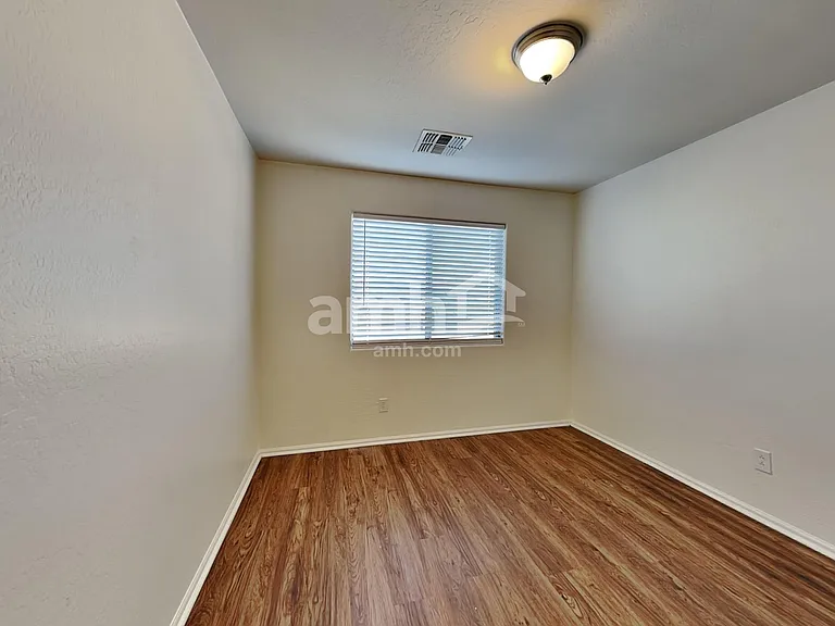 4021 S 55th Dr — Photo 21