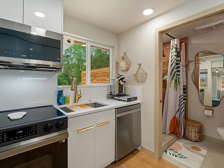 19225 Forest Park Dr NE — Photo 15