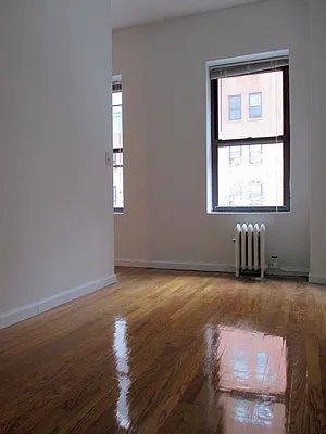 Rented by Bryan L Rozencwaig, LREB | media 10